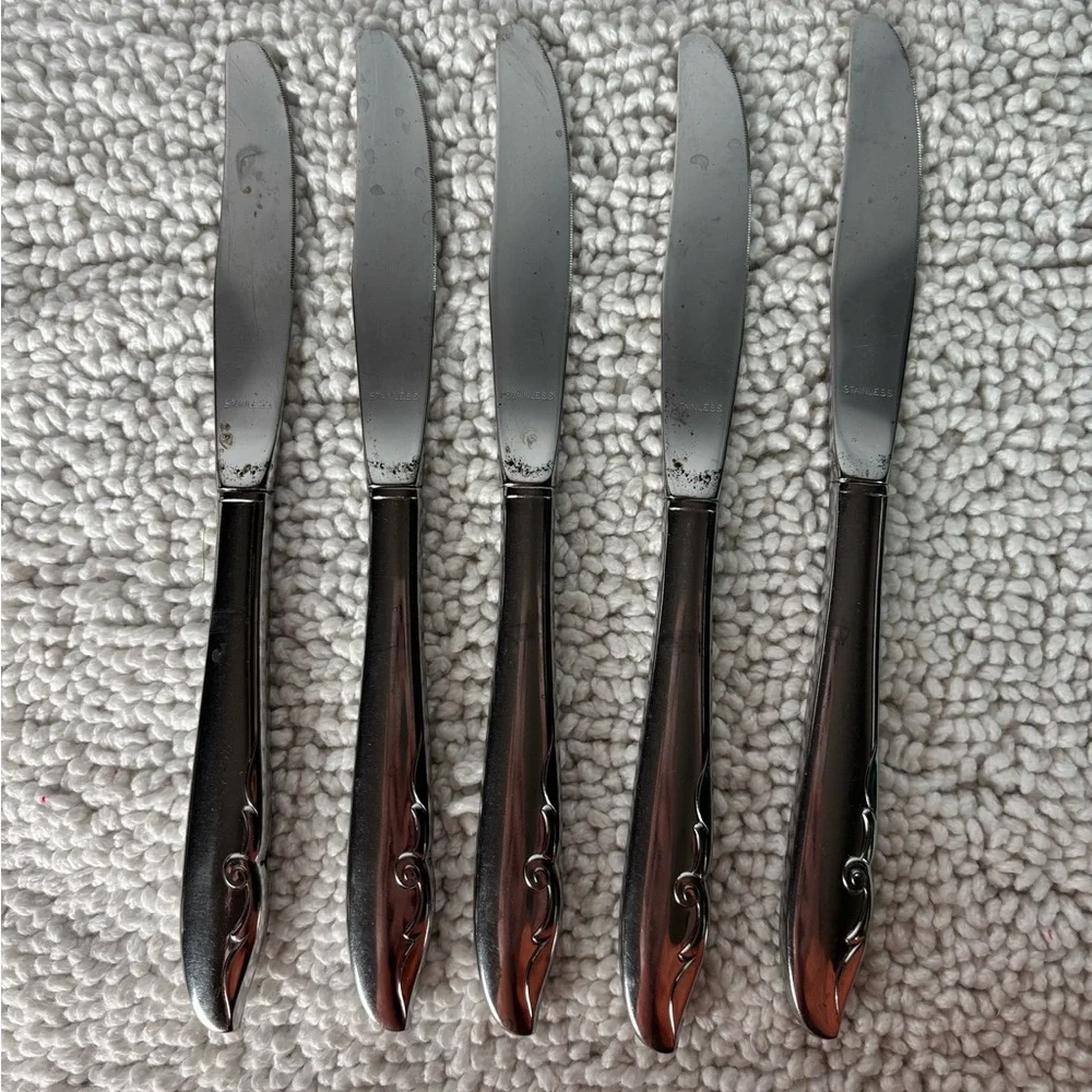 ONEIDA Decorator’s Mermaid Set of 5 Stainless‎ Steel Silver Dinner Knives